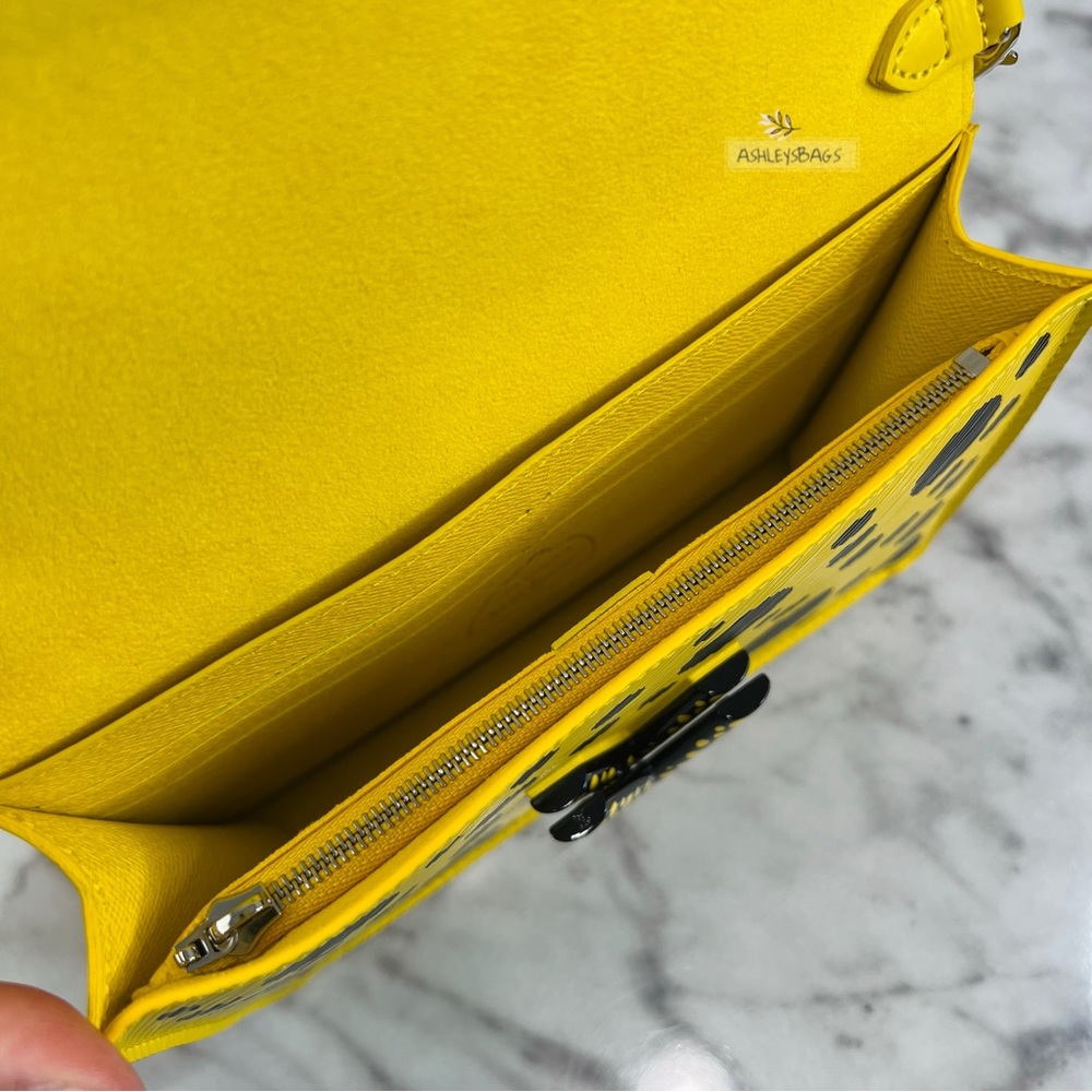 Louis Vuitton x Yayoi Kusama Twist Belt Chain Wallet In Jaune Noir - Picture 9 of 16
